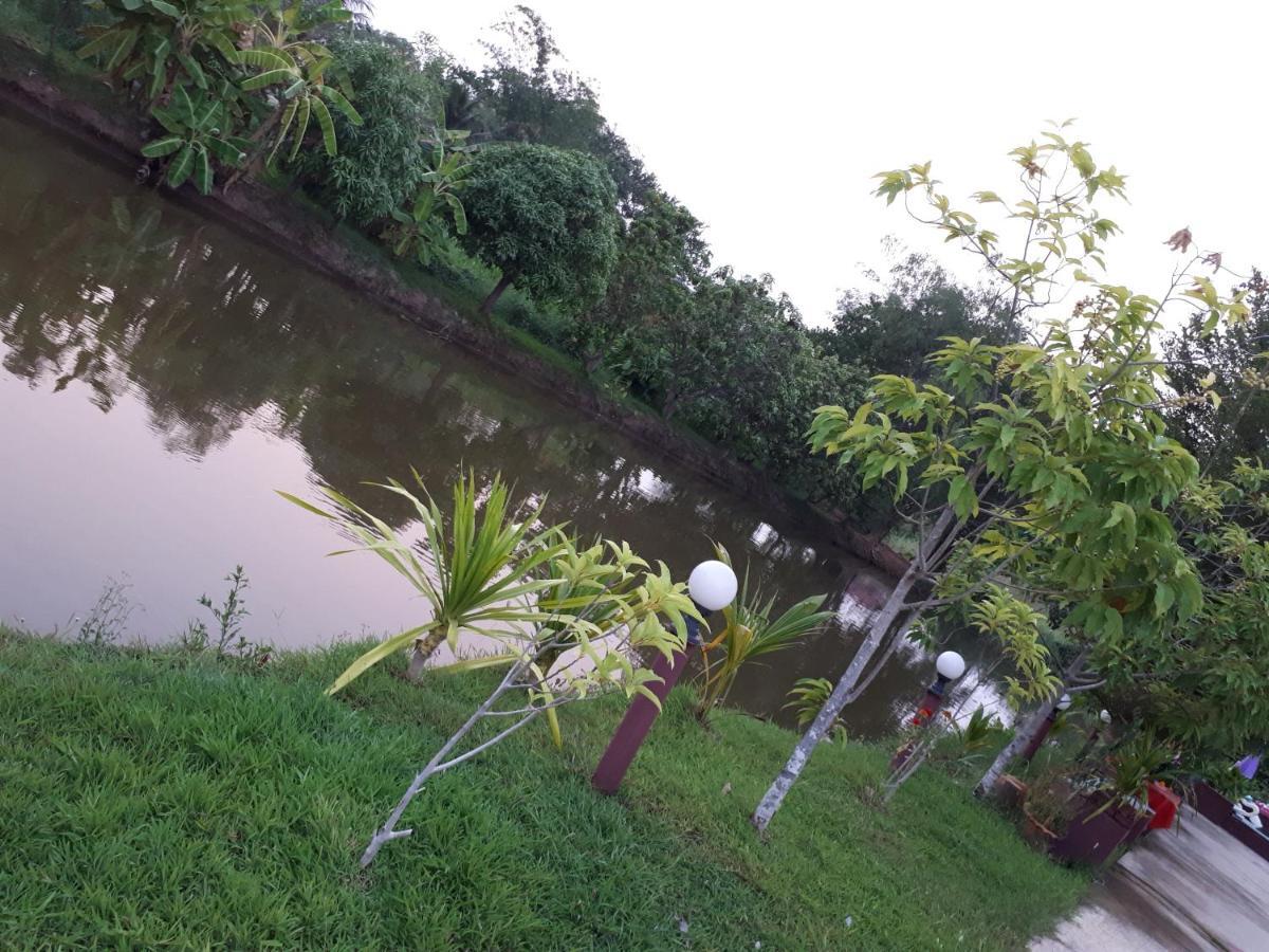 Jumpa Resort Hotel Phitsanulok Exterior photo